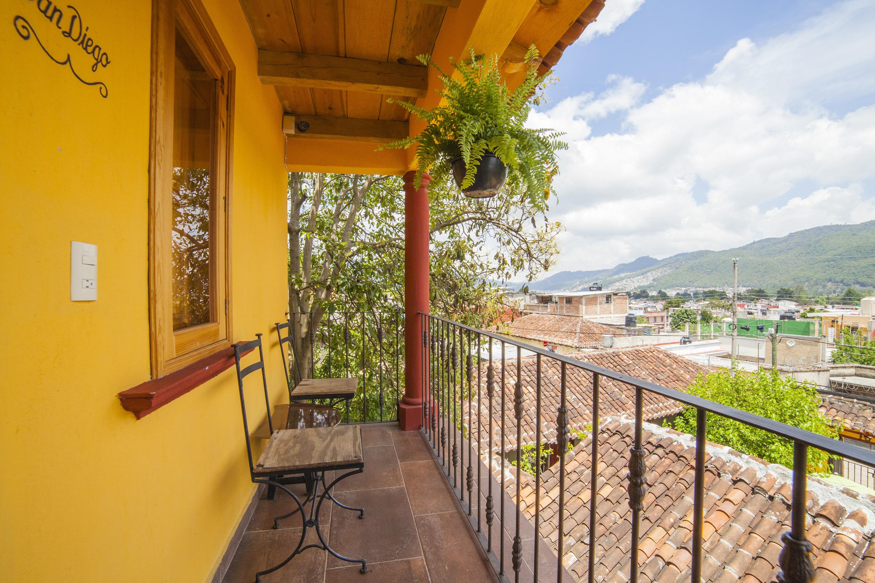 Hotel Adobe Y Teja San Cristóbal de Las Casas 외부 사진